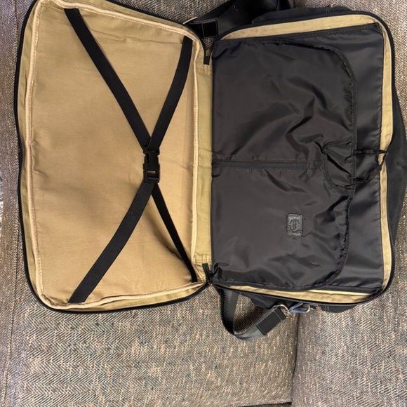 Men's Boconi Overnighter Garmet Bag - Dark Chocolate Brown (Pre Owned) - Picture 9 of 16